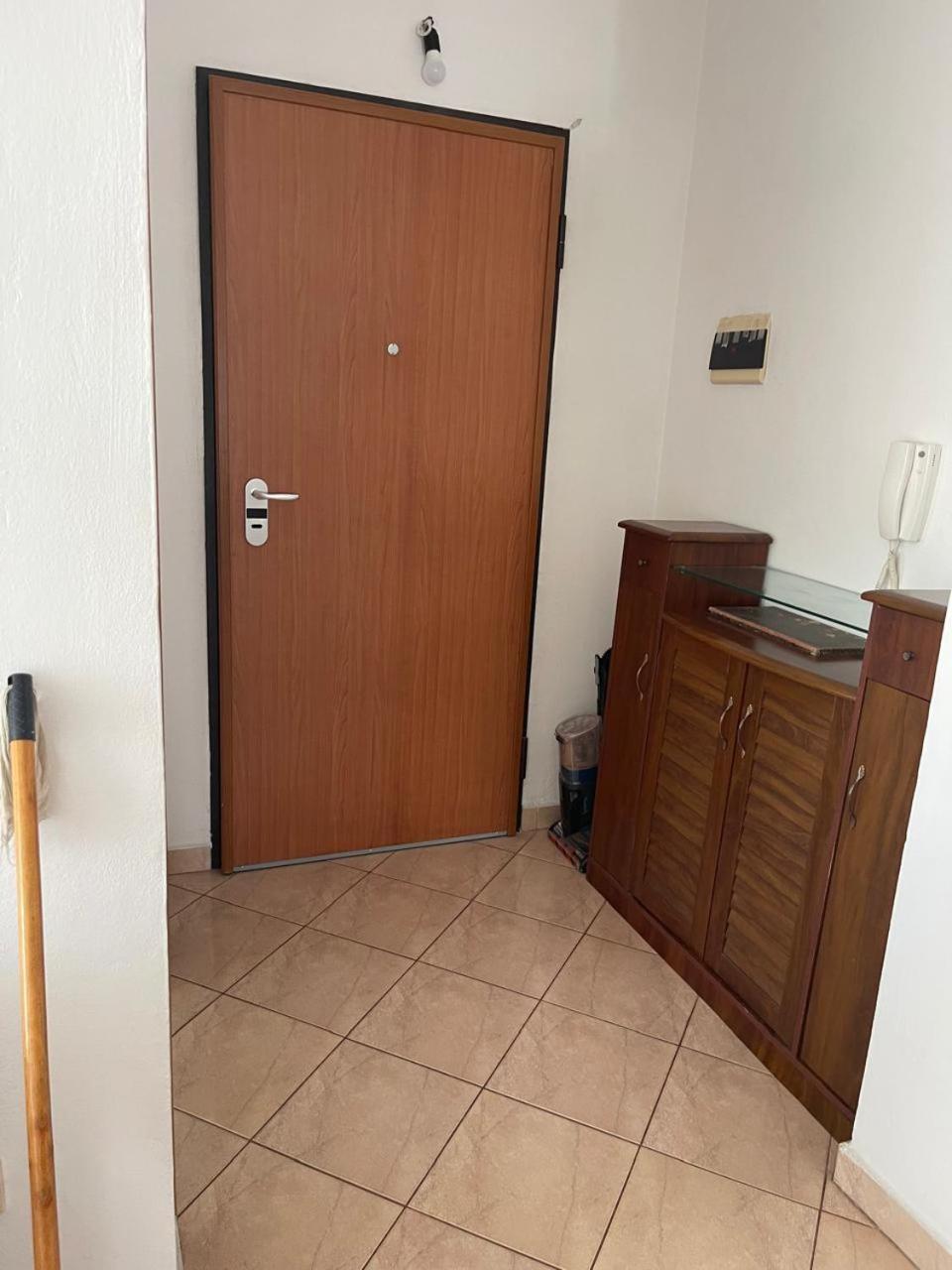 Appartamento Luce Durrës Exteriör bild